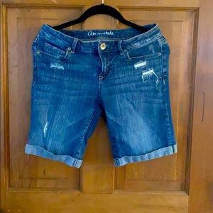 Aeropostale Bermuda shorts size 6